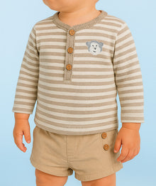  Cute 3-Button Baby Tee